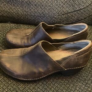 Patagonia better leather clogs/ mules brown ladies 7.5